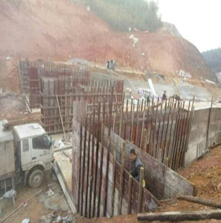 黃陵巴山水庫上游護(hù)坡工程